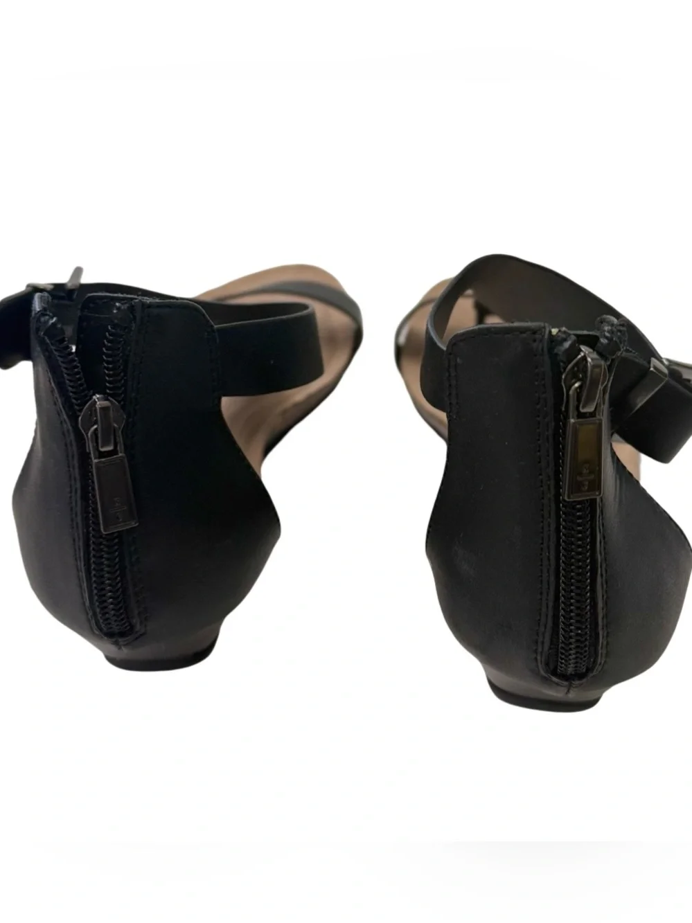 New Kenneth Cole Black T-Strap Leatherette “Great Gal